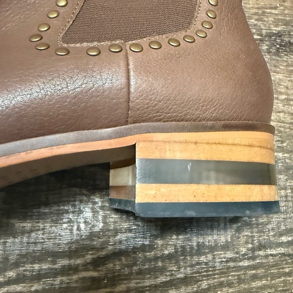 Django & Juliette “Ferris” NWOT No Box size 40 (9.5) please see pics full descri - Picture 9 of 15